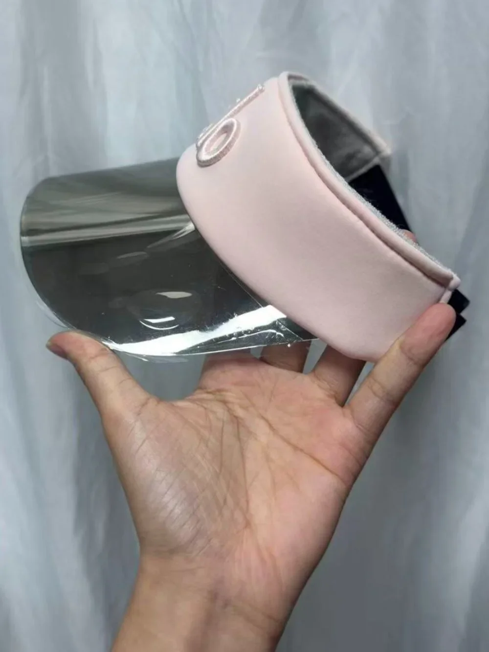 ALO Yoga🌺Airlift Solar Visor Pink Sporty Minimalist Active Hat🌷NWT